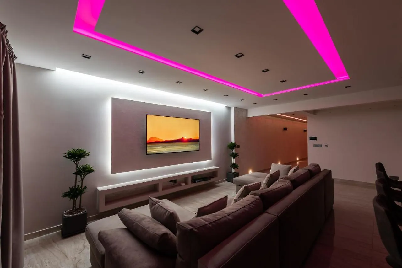 Luxury 2 Bed Apartment In The Heart Of St Julians San Ġiljan